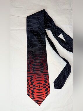 Men's Black and Red Target-Pattern Silk Tie